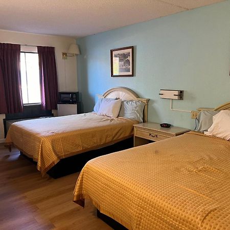 Quality Quarters Inn By Oyo Richmond Ky I-75 Exteriér fotografie